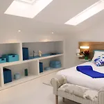 아파트 Blue *