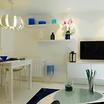 아파트 Blue *